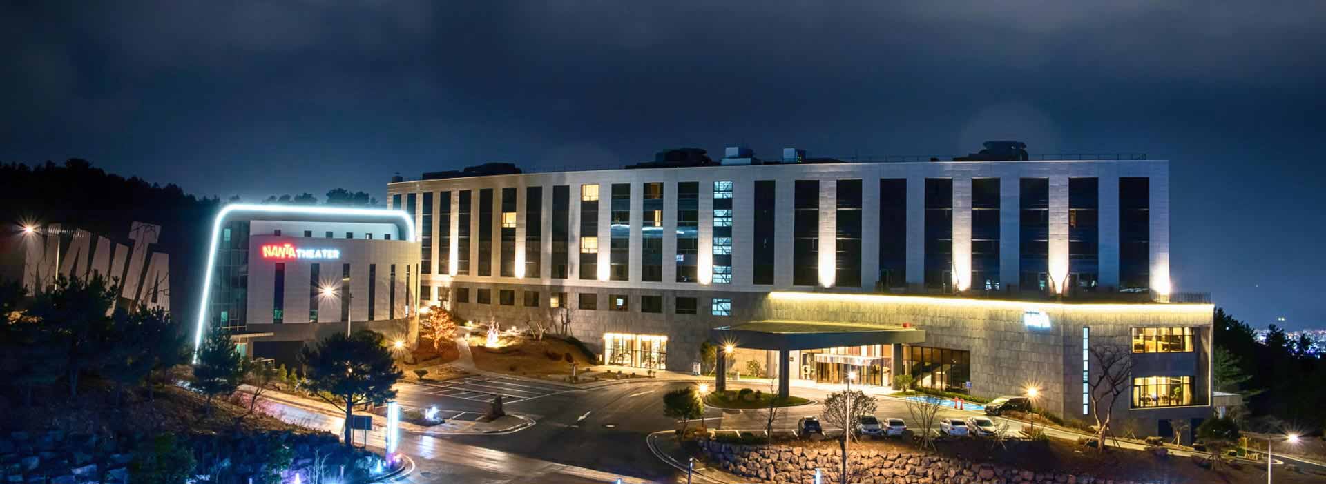 Night view of Hotel Nanta Jeju